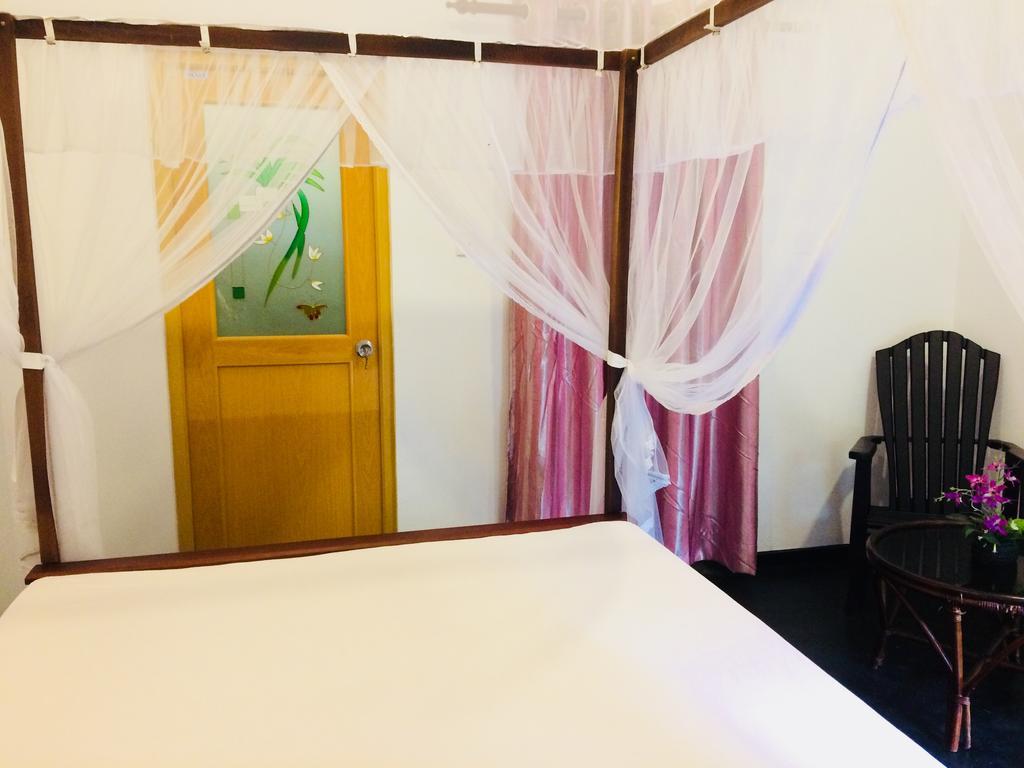 Damith Tourist Inn Мириса Екстериор снимка