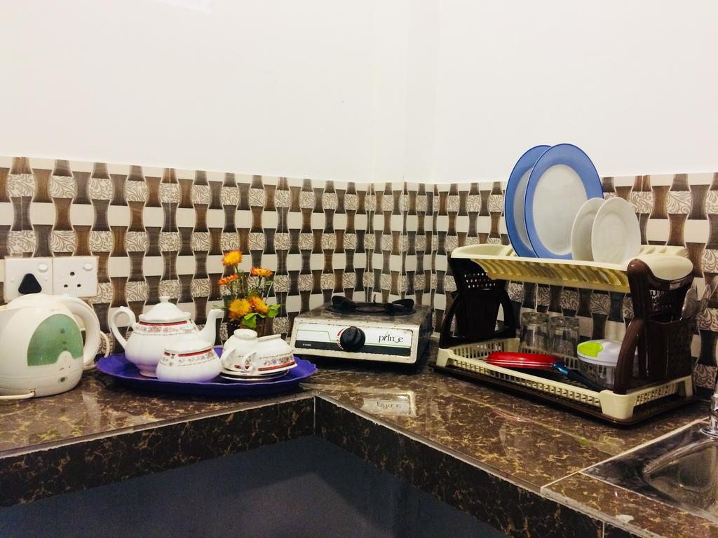 Damith Tourist Inn Мириса Екстериор снимка