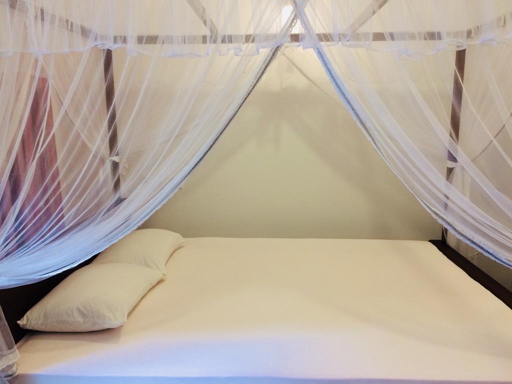 Damith Tourist Inn Мириса Екстериор снимка